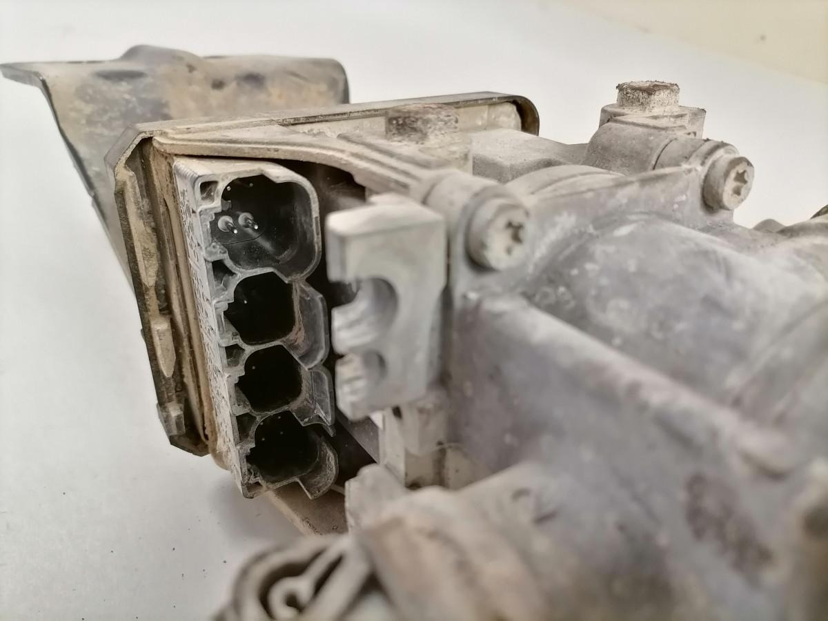 Scania EBS brake valve 1879275 - Тормозной клапан для Грузовиков: фото 2 Scania EBS brake valve 1879275 - Тормозной клапан для Грузовиков: фото 2