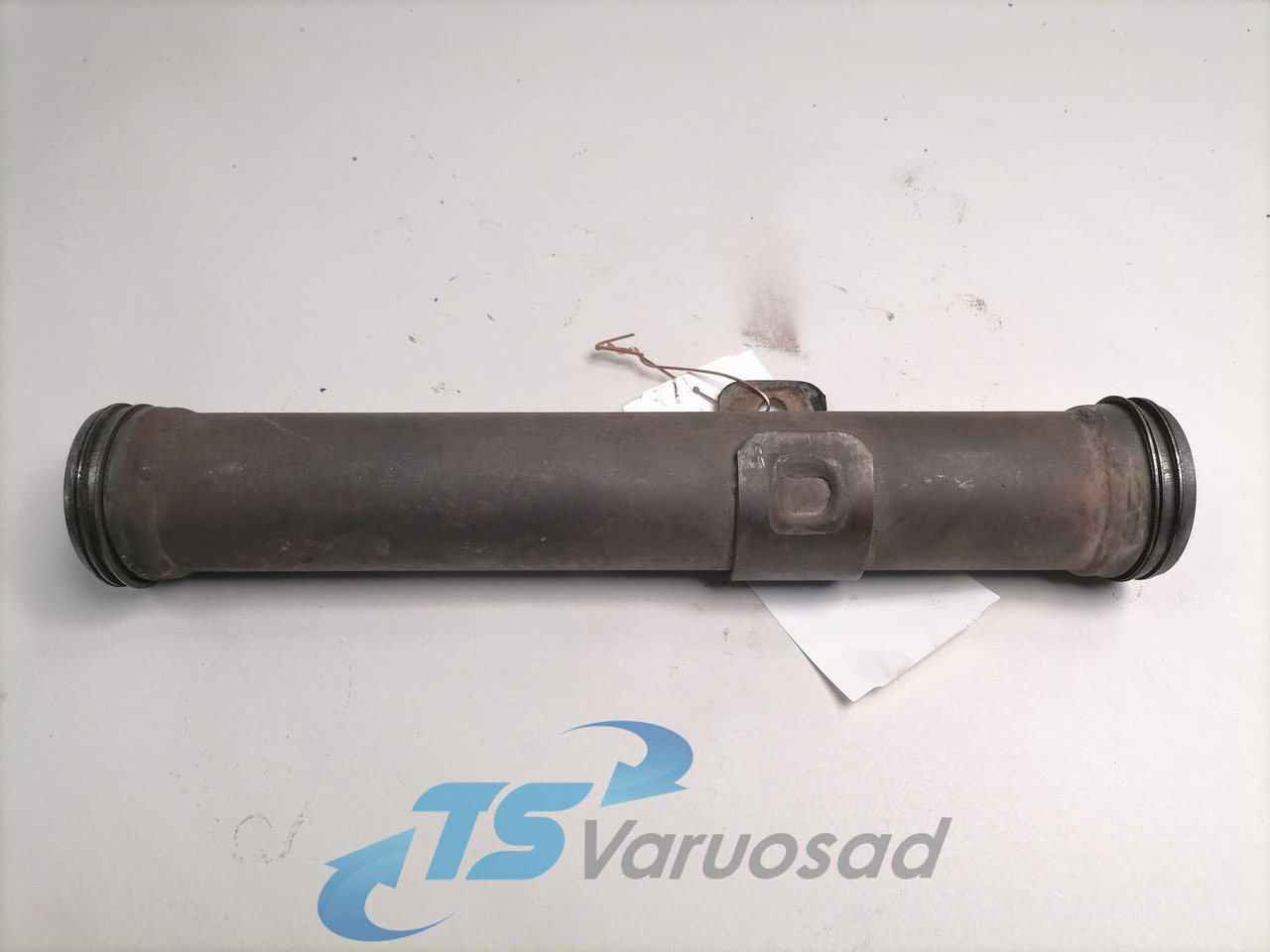 Scania EGR pipe 1528100 - Выпускной коллектор для Грузовиков: фото 1 Scania EGR pipe 1528100 - Выпускной коллектор для Грузовиков: фото 1