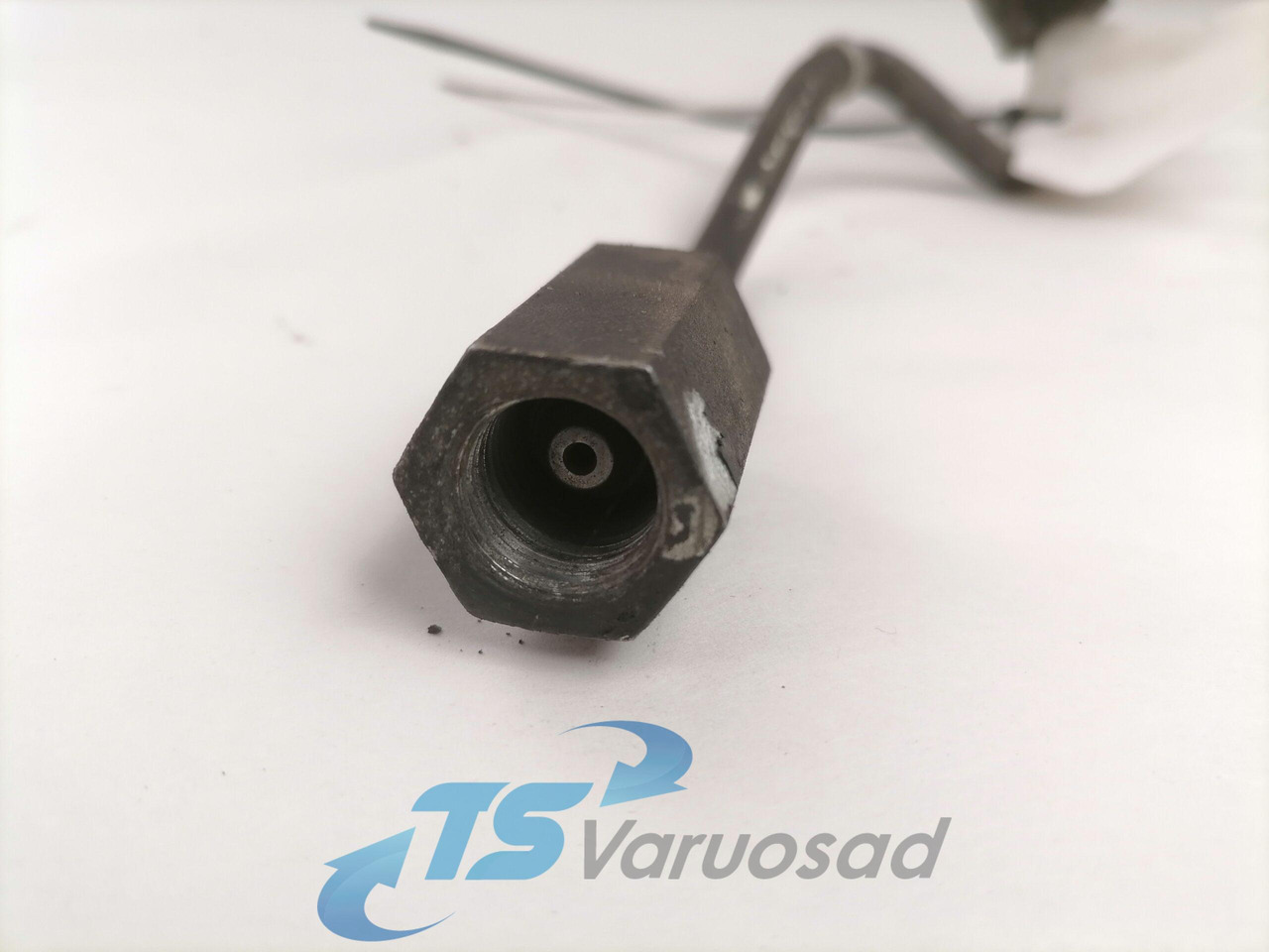 Scania Fuel pipe 1860539 - Подготовка топлива для Грузовиков: фото 3 Scania Fuel pipe 1860539 - Подготовка топлива для Грузовиков: фото 3