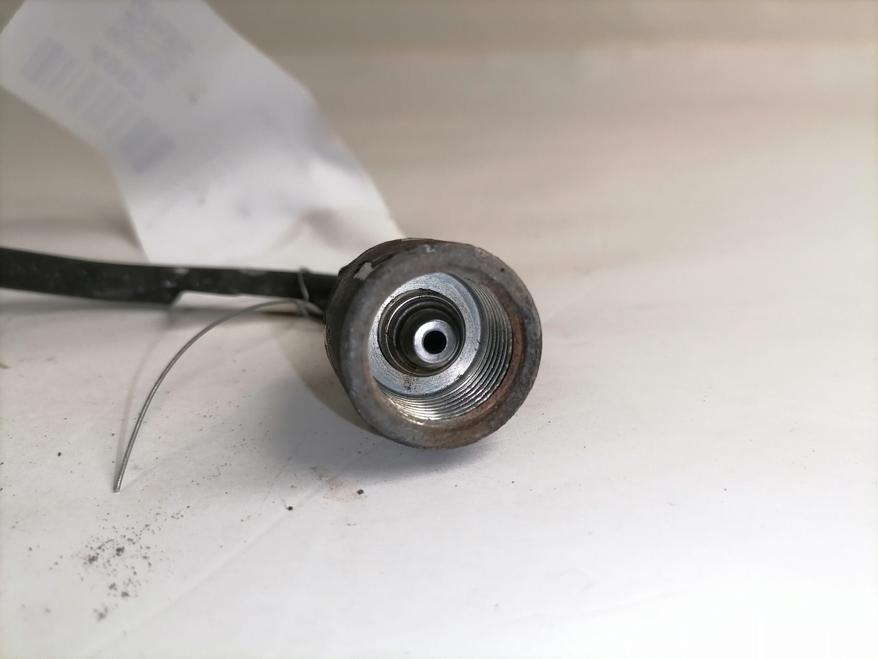 Scania Fuel pipe 1879503 - Подготовка топлива для Грузовиков: фото 2 Scania Fuel pipe 1879503 - Подготовка топлива для Грузовиков: фото 2