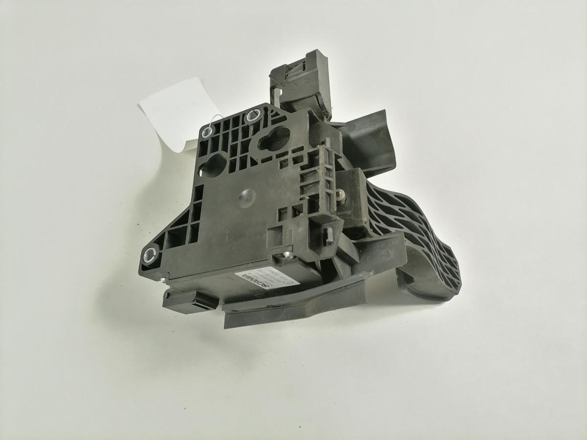 Scania Gaasipedaal 2055138 - Подготовка топлива для Грузовиков: фото 4 Scania Gaasipedaal 2055138 - Подготовка топлива для Грузовиков: фото 4