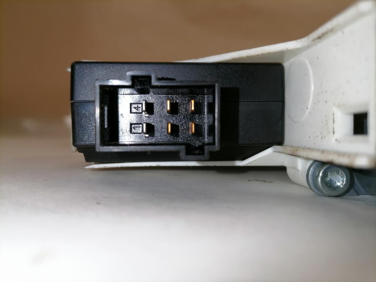 Scania Glass lift 2076264 - Стекло и запчасти для Грузовиков: фото 5 Scania Glass lift 2076264 - Стекло и запчасти для Грузовиков: фото 5