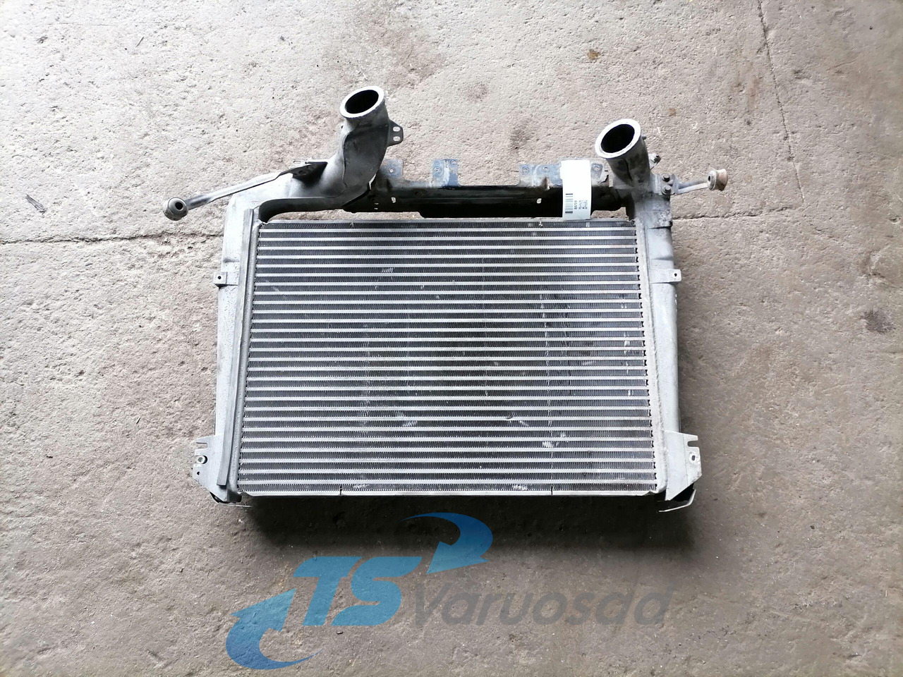 Scania Intercooler radiator 1531767 - Интеркулер для Грузовиков: фото 1 Scania Intercooler radiator 1531767 - Интеркулер для Грузовиков: фото 1