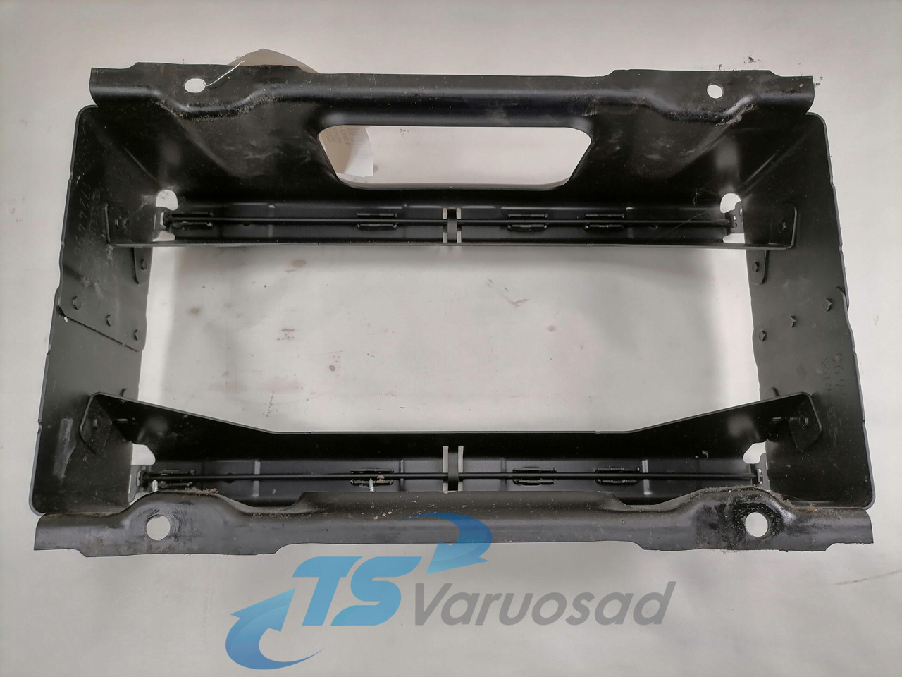 Scania Istme alusraam 1724496 - Сиденье для Грузовиков: фото 3 Scania Istme alusraam 1724496 - Сиденье для Грузовиков: фото 3