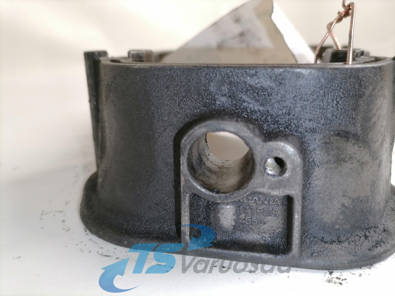 Scania Ladder frame 1779107 - Головка блока для Грузовиков: фото 3 Scania Ladder frame 1779107 - Головка блока для Грузовиков: фото 3