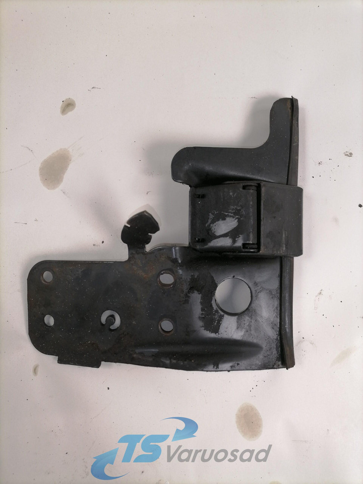 Scania Mudguard bracket 1723176 - Универсальная запчасть для Грузовиков: фото 5 Scania Mudguard bracket 1723176 - Универсальная запчасть для Грузовиков: фото 5
