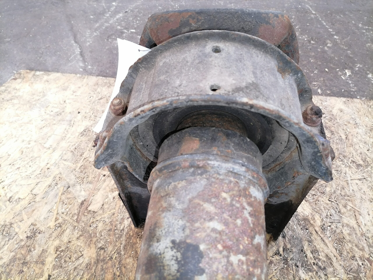 Scania Propeller shaft 1758402 - Карданный вал для Грузовиков: фото 4 Scania Propeller shaft 1758402 - Карданный вал для Грузовиков: фото 4