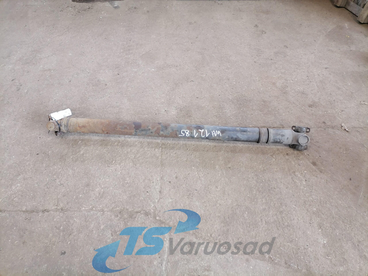 Scania Propeller shaft 1758616 - Карданный вал для Грузовиков: фото 1 Scania Propeller shaft 1758616 - Карданный вал для Грузовиков: фото 1
