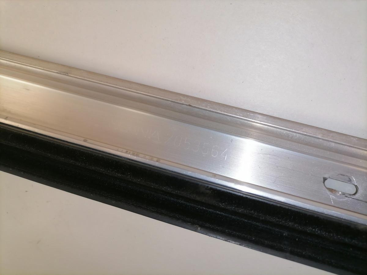 Scania Ukseklaasi siin, parem 2053564 - Стекло и запчасти для Грузовиков: фото 4 Scania Ukseklaasi siin, parem 2053564 - Стекло и запчасти для Грузовиков: фото 4