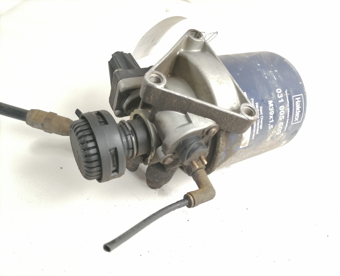 Volvo Air dryer 20393894 - Тормозной клапан для Грузовиков: фото 2 Volvo Air dryer 20393894 - Тормозной клапан для Грузовиков: фото 2