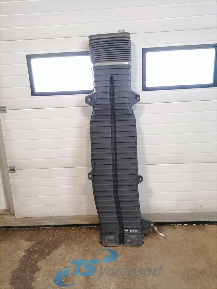 Volvo Air intake 21122123 - Система впуска для Грузовиков: фото 2 Volvo Air intake 21122123 - Система впуска для Грузовиков: фото 2