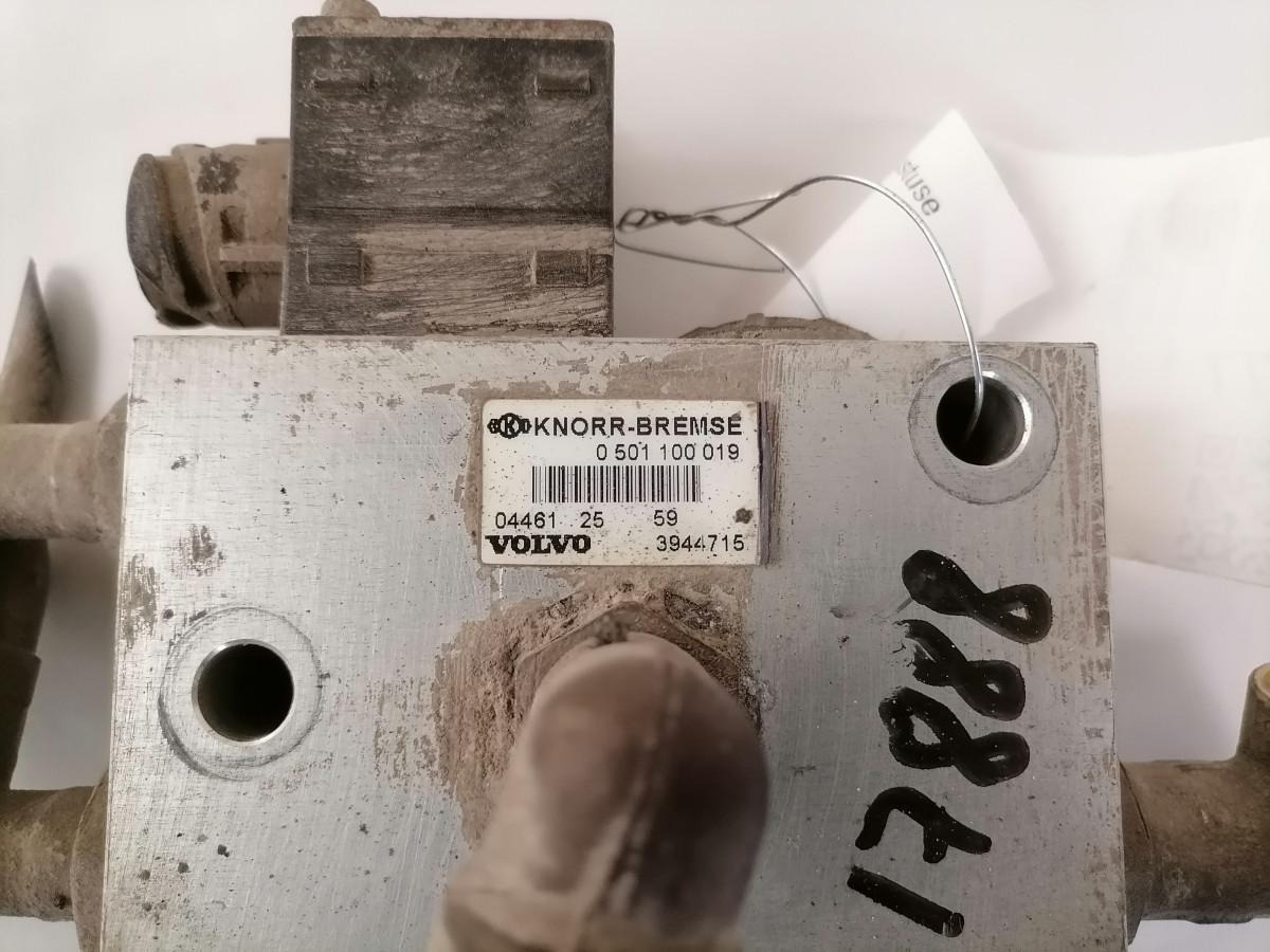 Volvo Air suspension control valve, ECAS 3944715 - Тормозной клапан для Грузовиков: фото 4 Volvo Air suspension control valve, ECAS 3944715 - Тормозной клапан для Грузовиков: фото 4