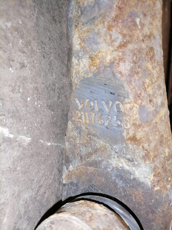 Volvo Anti-roll bar 21176258 - Стабилизатор поперечной устойчивости для Грузовиков: фото 2 Volvo Anti-roll bar 21176258 - Стабилизатор поперечной устойчивости для Грузовиков: фото 2