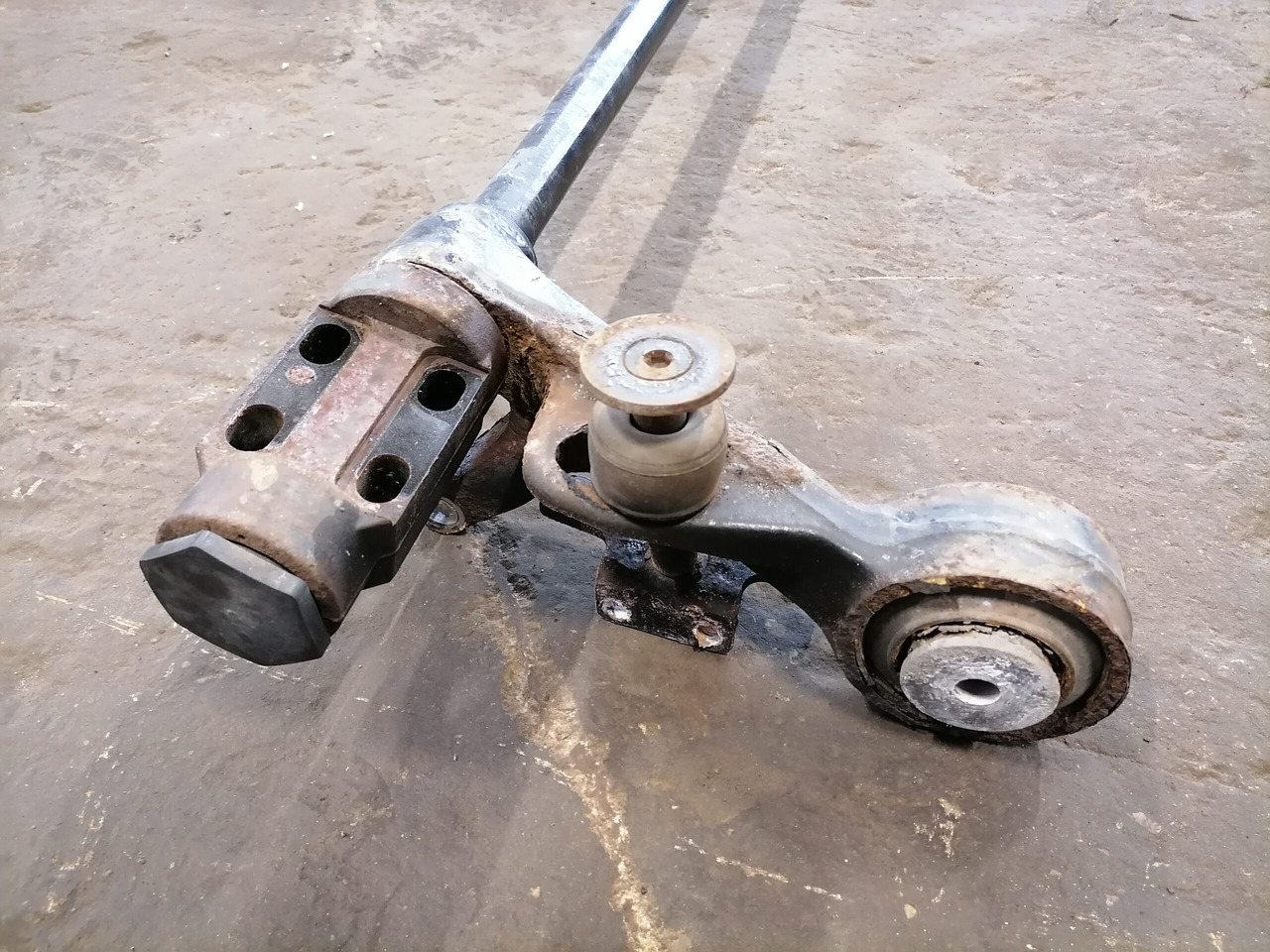 Volvo Anti-roll bar 3198853 - Подвеска кабины для Грузовиков: фото 5 Volvo Anti-roll bar 3198853 - Подвеска кабины для Грузовиков: фото 5