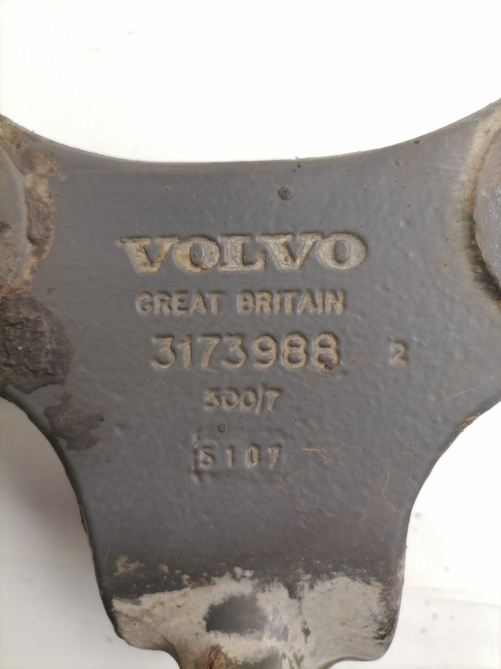Volvo Anti-roll bar bracket 3173988 - Стабилизатор поперечной устойчивости для Грузовиков: фото 4 Volvo Anti-roll bar bracket 3173988 - Стабилизатор поперечной устойчивости для Грузовиков: фото 4