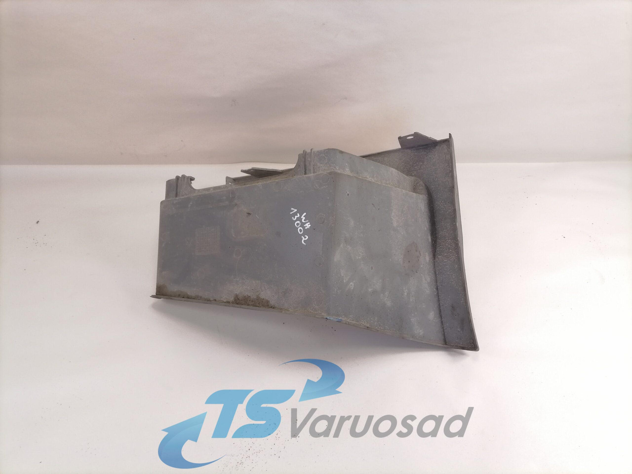 Volvo Astmelaua plastik 21344647 - Боковая подножка для Грузовиков: фото 3 Volvo Astmelaua plastik 21344647 - Боковая подножка для Грузовиков: фото 3