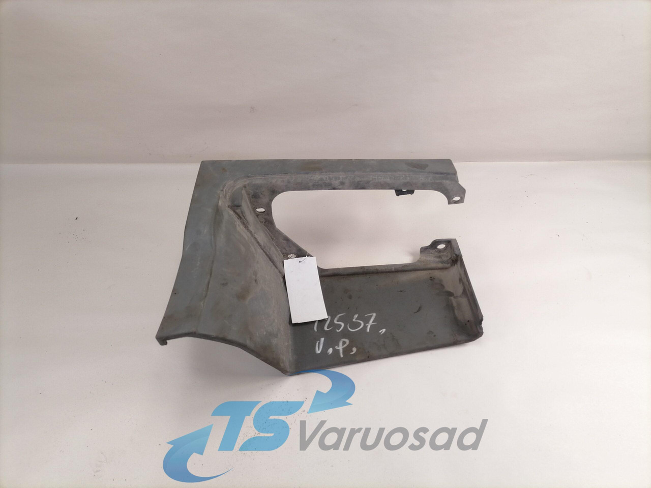 Volvo Astmelaua plastik 21344647 - Боковая подножка для Грузовиков: фото 1 Volvo Astmelaua plastik 21344647 - Боковая подножка для Грузовиков: фото 1