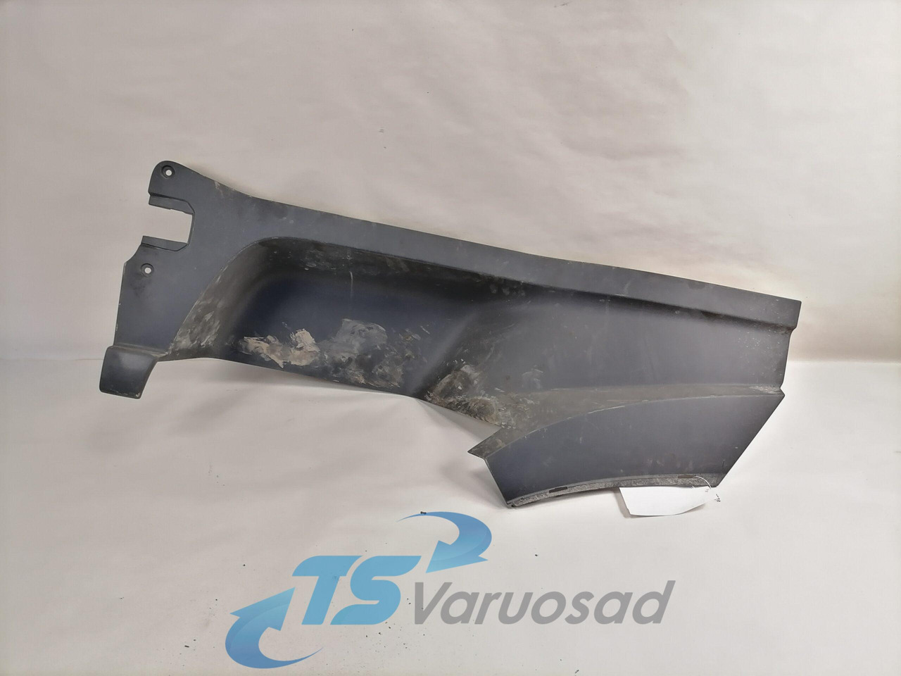 Volvo Astmelaua plastik 82819482 - Боковая подножка для Грузовиков: фото 1 Volvo Astmelaua plastik 82819482 - Боковая подножка для Грузовиков: фото 1