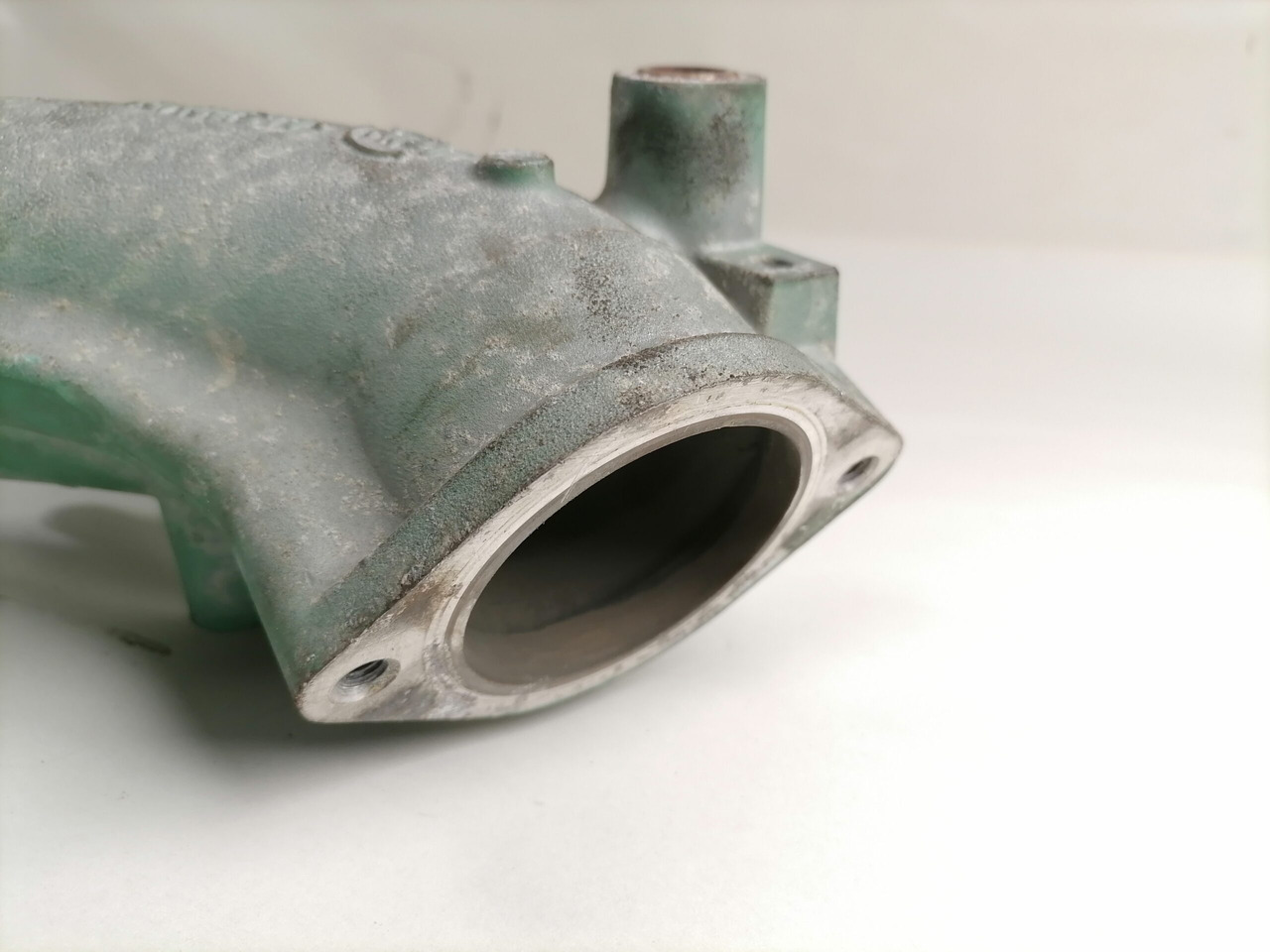 Volvo Coolant pipe 21973356 - Система охлаждения для Грузовиков: фото 5 Volvo Coolant pipe 21973356 - Система охлаждения для Грузовиков: фото 5