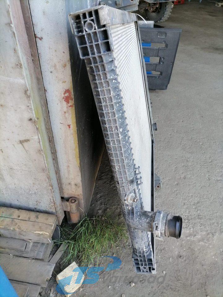 Volvo Cooling radiator 22062259 - Радиатор для Грузовиков: фото 3 Volvo Cooling radiator 22062259 - Радиатор для Грузовиков: фото 3