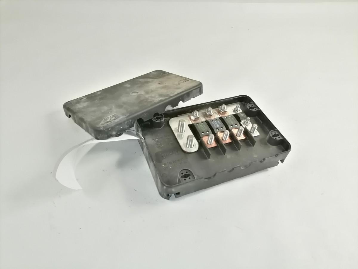 Volvo Fuse box 20512928 - Предохранитель для Грузовиков: фото 2 Volvo Fuse box 20512928 - Предохранитель для Грузовиков: фото 2