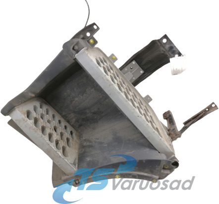 Volvo Komplektne astmelaud 82136982 - Боковая подножка для Грузовиков: фото 1 Volvo Komplektne astmelaud 82136982 - Боковая подножка для Грузовиков: фото 1