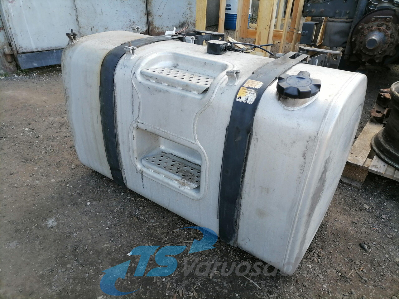 Volvo Kütusepaak 480L 21335677 - Топливный бак для Грузовиков: фото 1 Volvo Kütusepaak 480L 21335677 - Топливный бак для Грузовиков: фото 1