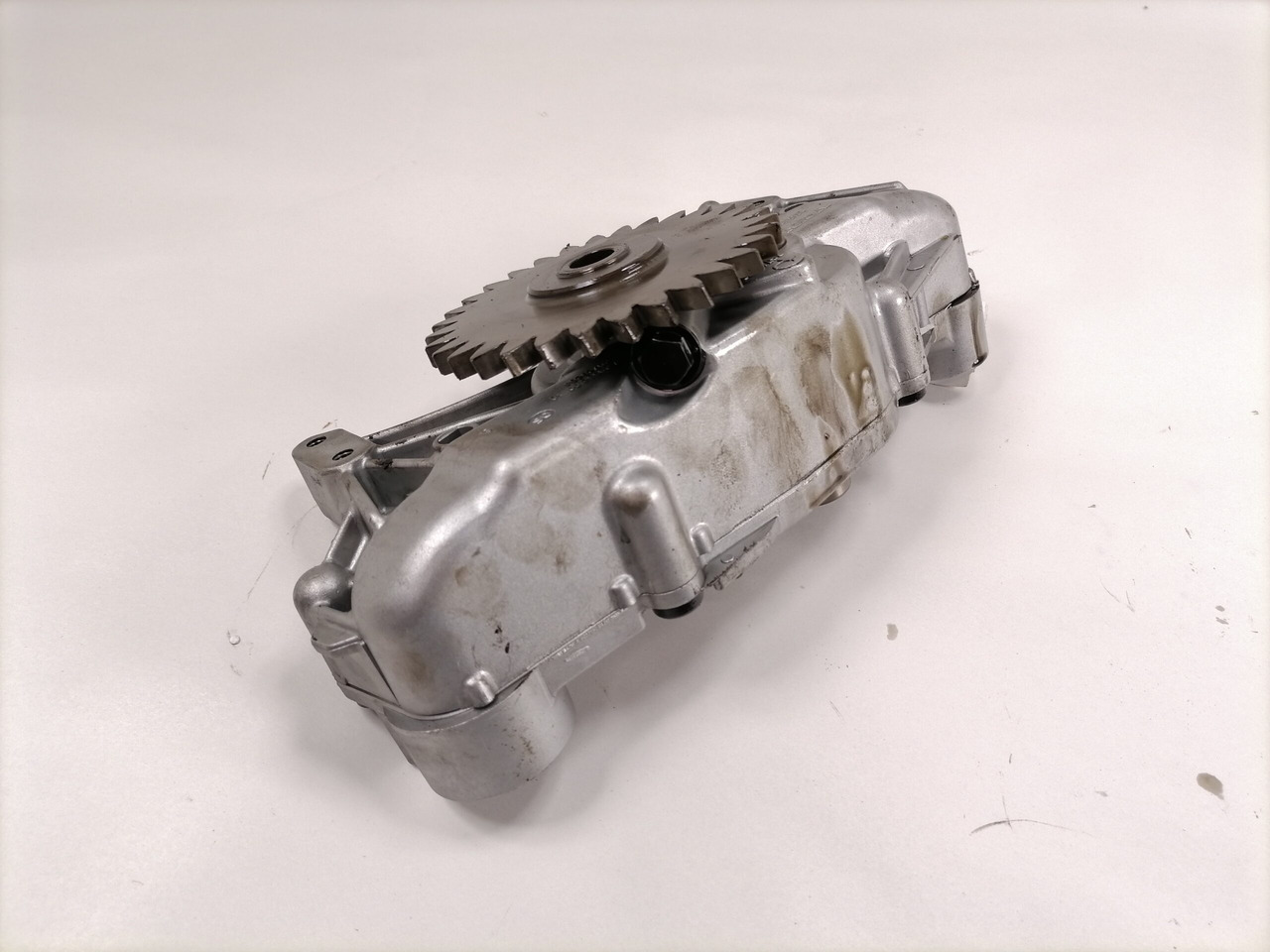 Volvo Oil pump 20498516 - Масляный насос для Грузовиков: фото 4 Volvo Oil pump 20498516 - Масляный насос для Грузовиков: фото 4