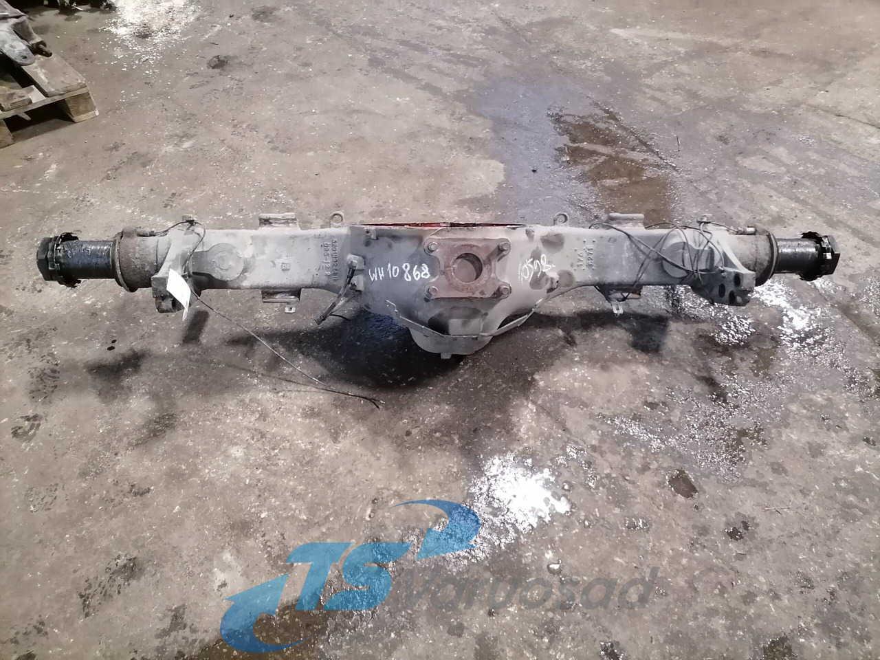 Volvo Rear axel housing 3201N9244B - Ось и запчасти для Грузовиков: фото 2 Volvo Rear axel housing 3201N9244B - Ось и запчасти для Грузовиков: фото 2