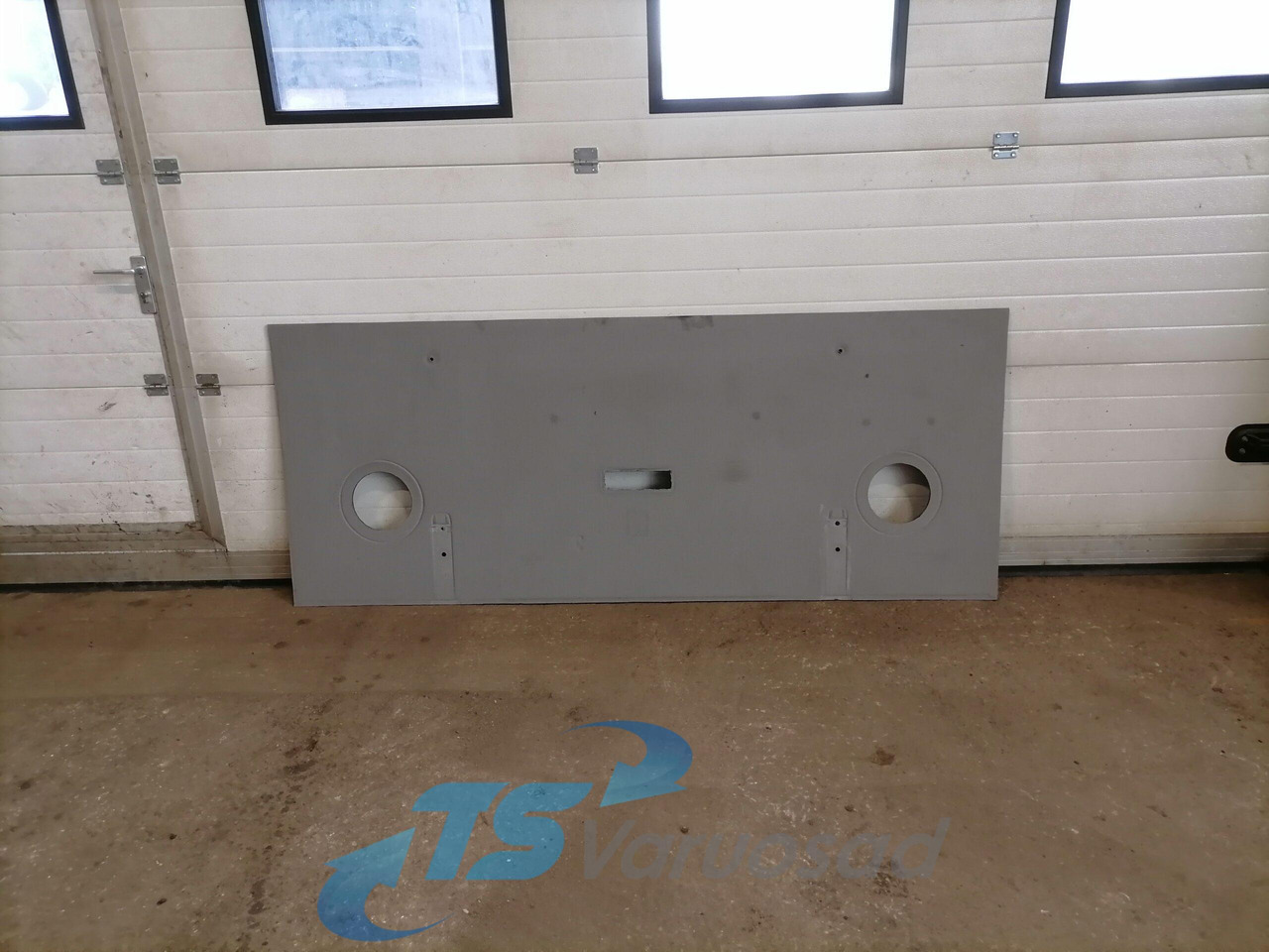 Volvo Salongi polster 20453834 - Универсальная запчасть для Грузовиков: фото 1 Volvo Salongi polster 20453834 - Универсальная запчасть для Грузовиков: фото 1