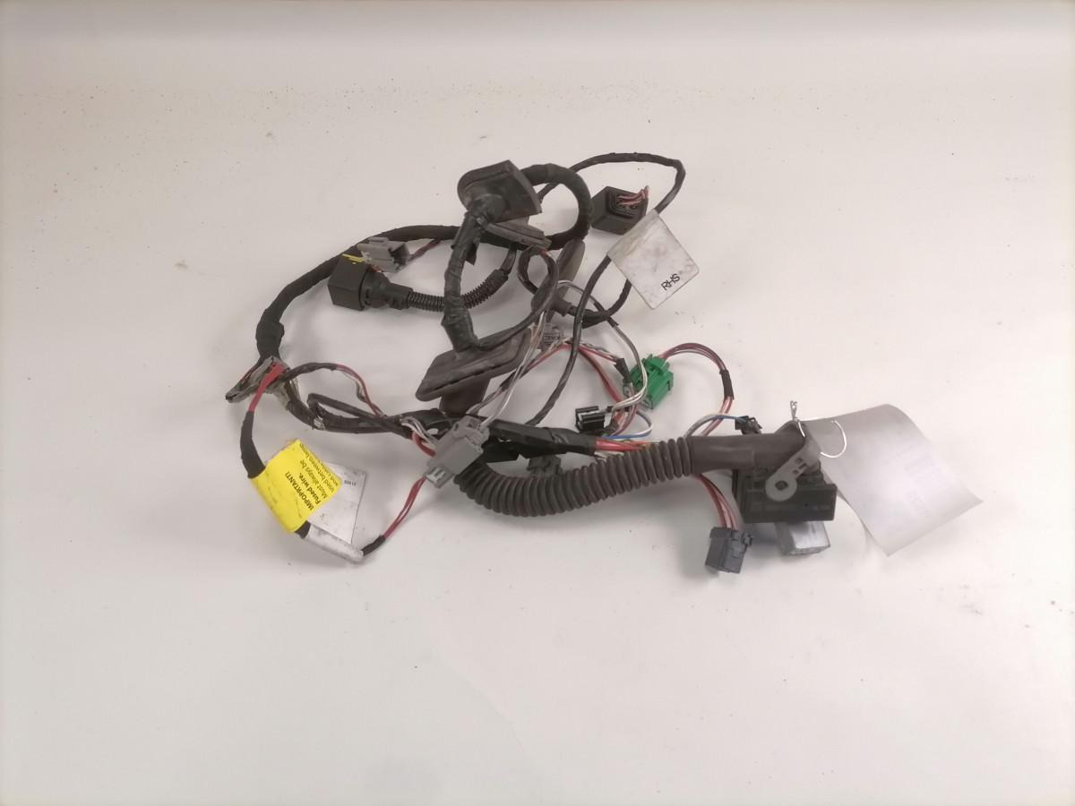 Volvo Ukse juhtmestik 22529475 - Дверь и запчасти для Грузовиков: фото 3 Volvo Ukse juhtmestik 22529475 - Дверь и запчасти для Грузовиков: фото 3