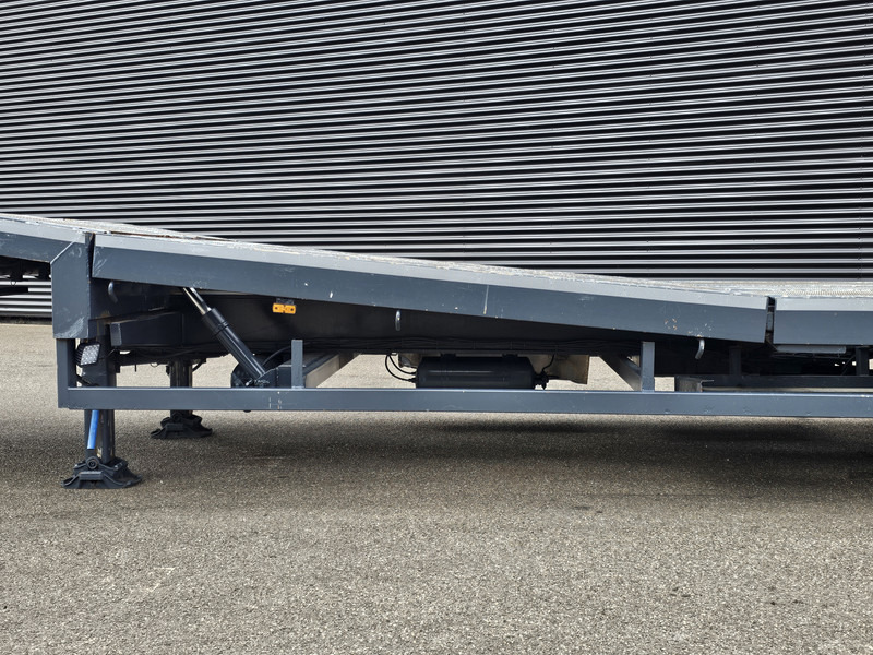 Nooteboom MCO-48-03 / STEERING AXLE / HYDRAULIC RAMPS + BED - Низкорамный полуприцеп: фото 5 Nooteboom MCO-48-03 / STEERING AXLE / HYDRAULIC RAMPS + BED - Низкорамный полуприцеп: фото 5