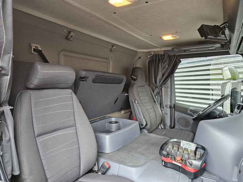 Грузовик бортовой/ Платформа, Автоманипулятор Scania P320 4x2 / PALFINGER PK 14002 CRANE / KRAN: фото 13