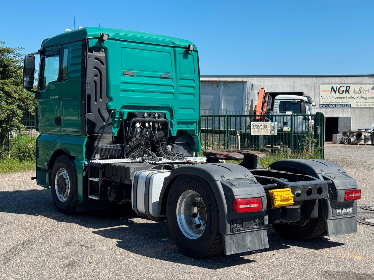 Тягач MAN 18.460 4x2 Kipphydr. | Standheiz. | Top Zustand: фото 7 Тягач MAN 18.460 4x2 Kipphydr. | Standheiz. | Top Zustand: фото 7