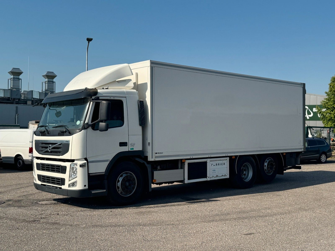 Volvo FM 410 6X2 Kühlkoffer mit Carrier Diesel & Strom - Рефрижератор: фото 1 Volvo FM 410 6X2 Kühlkoffer mit Carrier Diesel & Strom - Рефрижератор: фото 1
