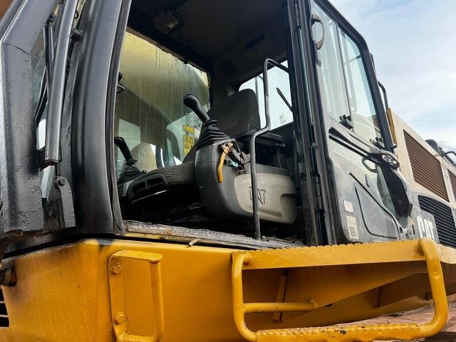 CAT 390DL - Гусеничный экскаватор: фото 3 CAT 390DL - Гусеничный экскаватор: фото 3