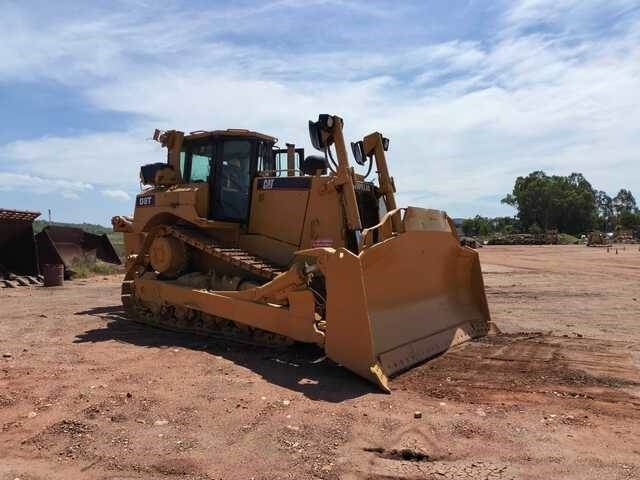 CAT D8T - Бульдозер: фото 1 CAT D8T - Бульдозер: фото 1