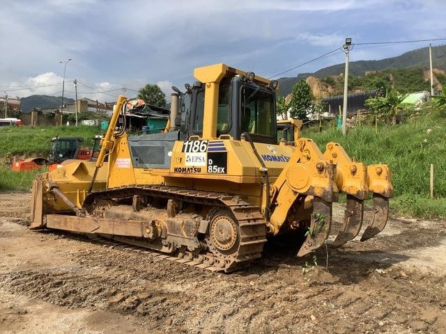 Komatsu D85EX-15 - Бульдозер: фото 2 Komatsu D85EX-15 - Бульдозер: фото 2