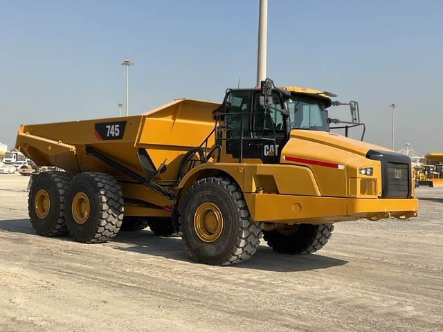 CAT 745 - Сочленённый самосвал: фото 4 CAT 745 - Сочленённый самосвал: фото 4