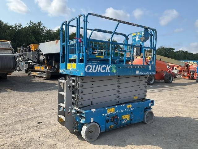 Genie GS4047 - Ножничный подъемник: фото 3 Genie GS4047 - Ножничный подъемник: фото 3