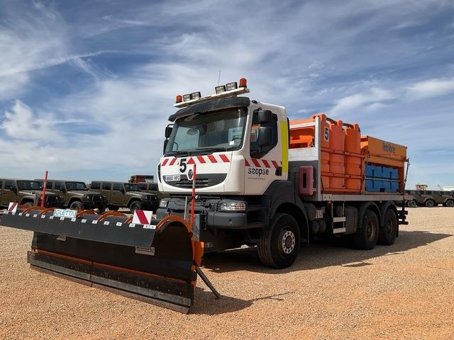 Renault Kerax 380DXI - Снегоуборочная машина: фото 1 Renault Kerax 380DXI - Снегоуборочная машина: фото 1