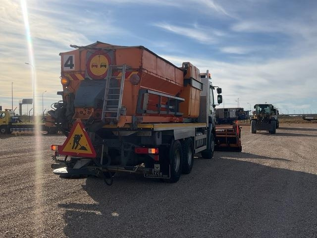 Renault Kerax 430DXI - Снегоуборочная машина: фото 3 Renault Kerax 430DXI - Снегоуборочная машина: фото 3