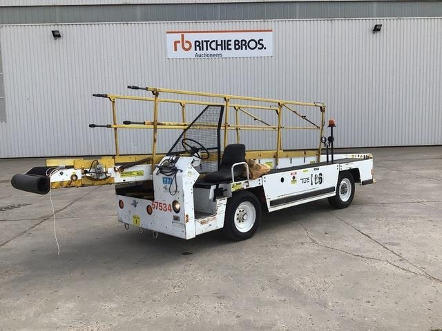 Tug T660-1 - Ленточный погрузчик багажа: фото 1 Tug T660-1 - Ленточный погрузчик багажа: фото 1