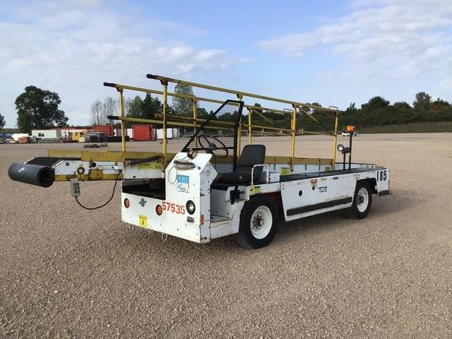 Tug T660-1 - Ленточный погрузчик багажа: фото 1 Tug T660-1 - Ленточный погрузчик багажа: фото 1