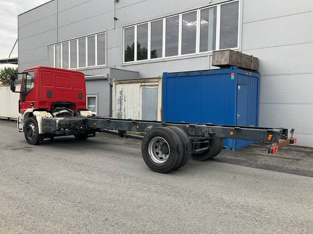 Iveco Eurocargo ML180E32 - Грузовик-шасси: фото 2 Iveco Eurocargo ML180E32 - Грузовик-шасси: фото 2