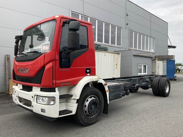 Iveco Eurocargo ML180E32 - Грузовик-шасси: фото 1 Iveco Eurocargo ML180E32 - Грузовик-шасси: фото 1
