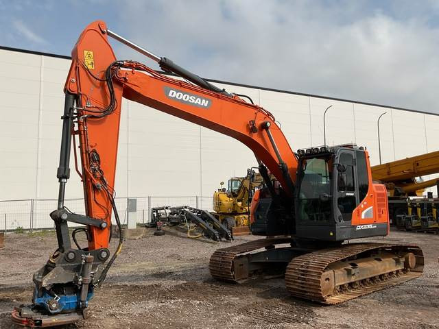 Doosan DX235LCR-5 - Гусеничный экскаватор: фото 1 Doosan DX235LCR-5 - Гусеничный экскаватор: фото 1