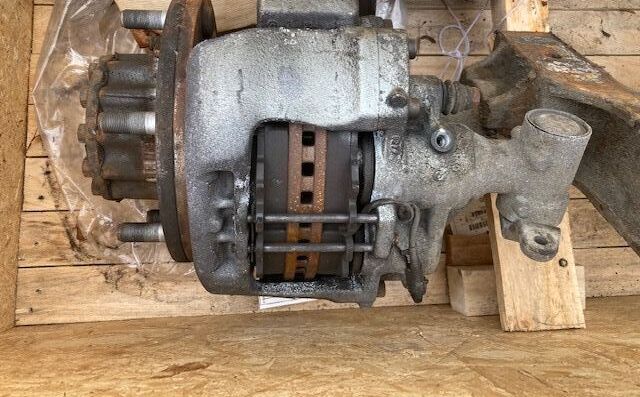 - Тормозной суппорт для Грузовиков: фото 1 - Тормозной суппорт для Грузовиков: фото 1