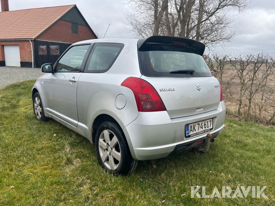 Personbil Suzuki Swift 1,3 - Легковой автомобиль: фото 4 Personbil Suzuki Swift 1,3 - Легковой автомобиль: фото 4