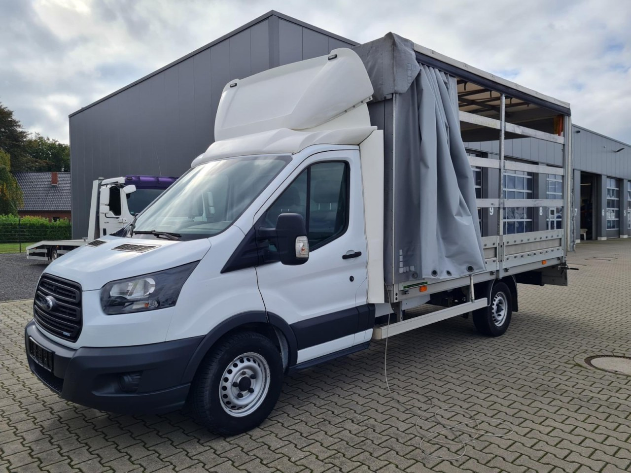 Ford Transit 35 Pritsche Schiebe Plane TDCi L3 KLIMA - Тентованный фургон: фото 2 Ford Transit 35 Pritsche Schiebe Plane TDCi L3 KLIMA - Тентованный фургон: фото 2